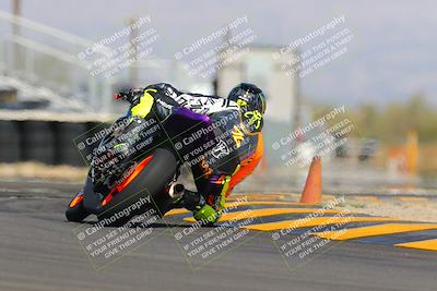 media/Oct-08-2022-SoCal Trackdays (Sat) [[1fc3beec89]]/Turn 16 (125pm)/